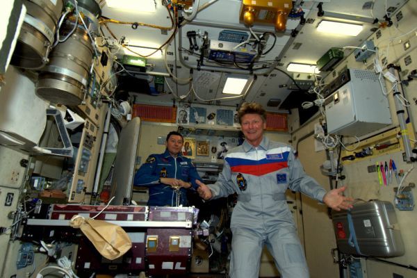 Космонавты рассказали - ругаются ли они в космосе. 54166.jpeg Космонавты рассказали - ругаются ли они в космосе. 54166.jpeg