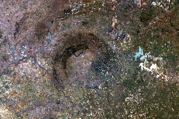 Самый большой кратер от метеорита находится на юге Африки. 54167.jpeg
