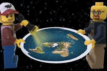 Они поплывут искать край плоской Земли