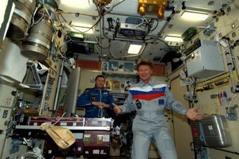 Космонавты рассказали - ругаются ли они в космосе