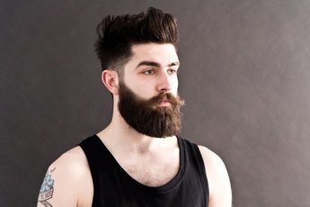 Почему стали вновь популярны бороды