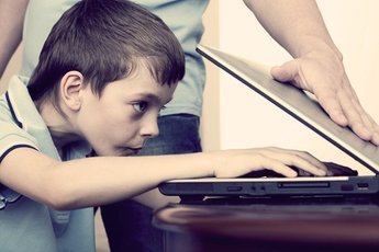 Интернет для ребенка не вреден под присмотром родителей