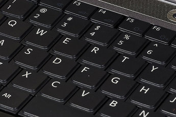 Почему буквы на клавиатуре расположены так, а не иначе