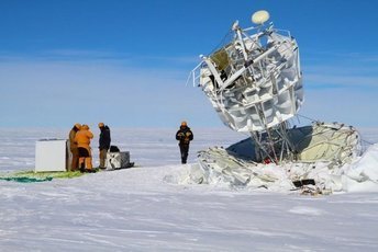 Таинственные космические лучи Антарктики могут перевернуть наше понимание физики