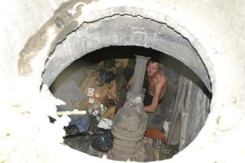 Каково жить в коммунальном колодце?