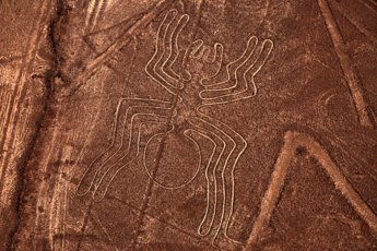 Кто нарисовал загадочные геоглифы в пустыне Наска