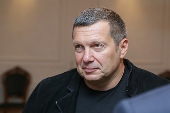 Харламов высмеял Соловьева за покупку жилья в Италии