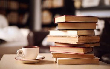 Спилберг и Хефнер: книги о великих мужчинах