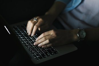 Никтофилия: что творит любовь к темноте