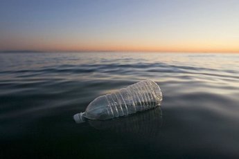 Дно моря Лаптевых усеяно фрагментами от бутылок