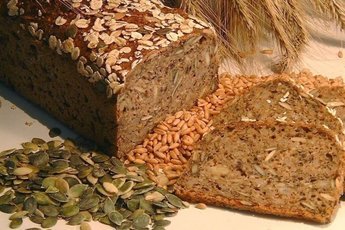 Какой хлеб мы едим: цельнозерновой или злаковый