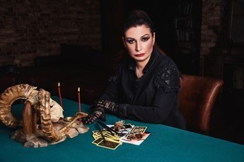 Алена Полынь: ведьма, предсказавшая коронавирус