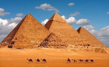 В Египте на пирамидах Гизы будут открыты 20 мобильных туалетов для посетителей