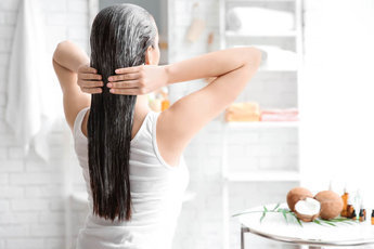 Эффективное использование средств для волос: Правильный путь к использованию продуктов для ухода за волосами