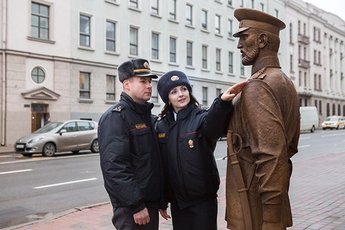 В Белоруссии подросток извинился перед скульптурой