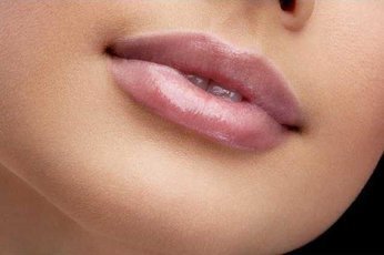 Что говорит ваш естественный цвет губ о вашем здоровье