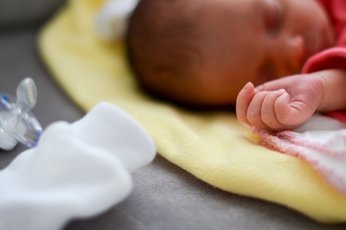 Ученые предупредили: кесарево сечение опасно