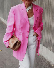Как стильно сочетать розовый цвет в одежде