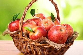Никакой пользы от яблок нет