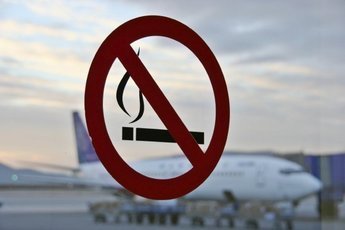 Разрешат ли курение в аэропортах? Столкнулись два законопроекта